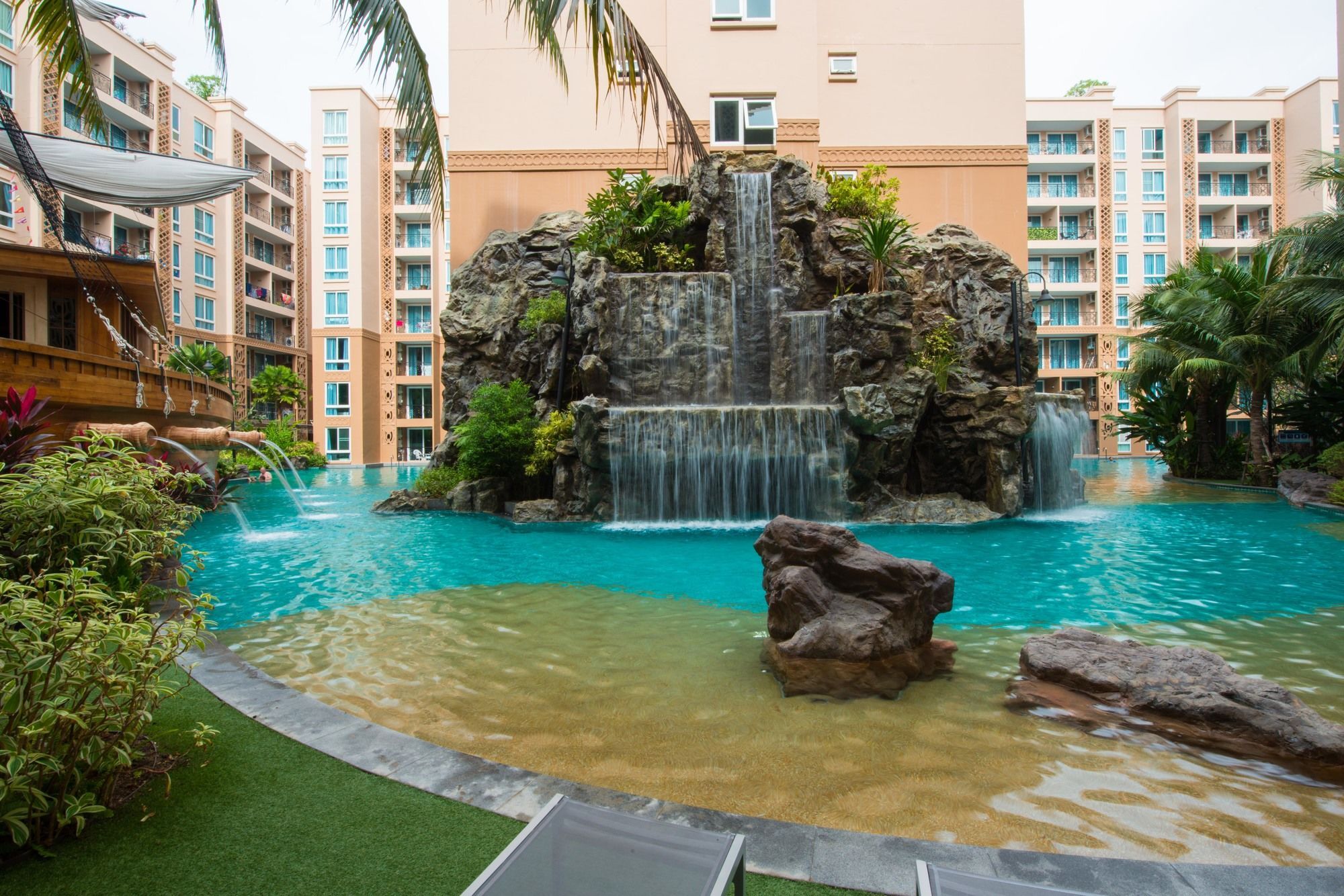 Atlantis Pattaya High Service Jomtien Exterior foto
